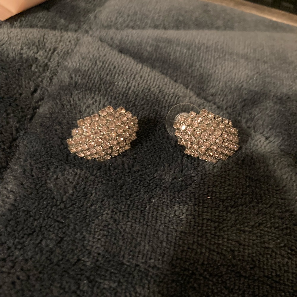 small silver pink earrings.